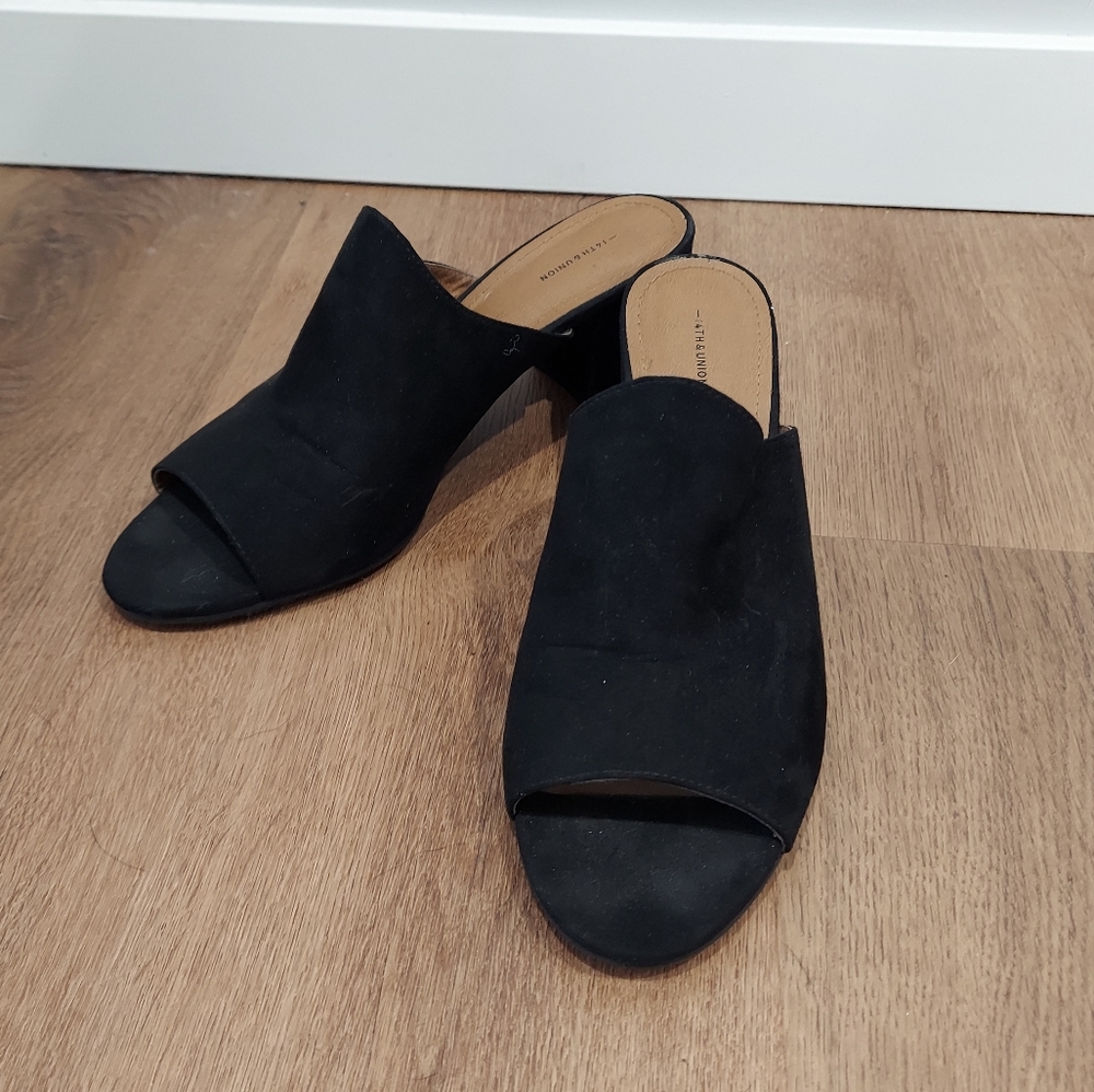 14th and Union Black Block Mules